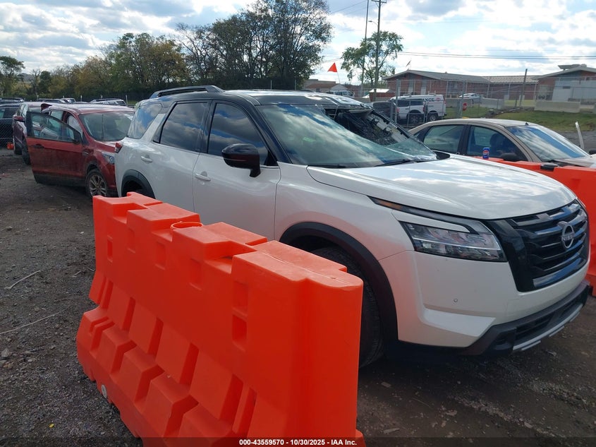 NISSAN PATHFINDER SL 4WD