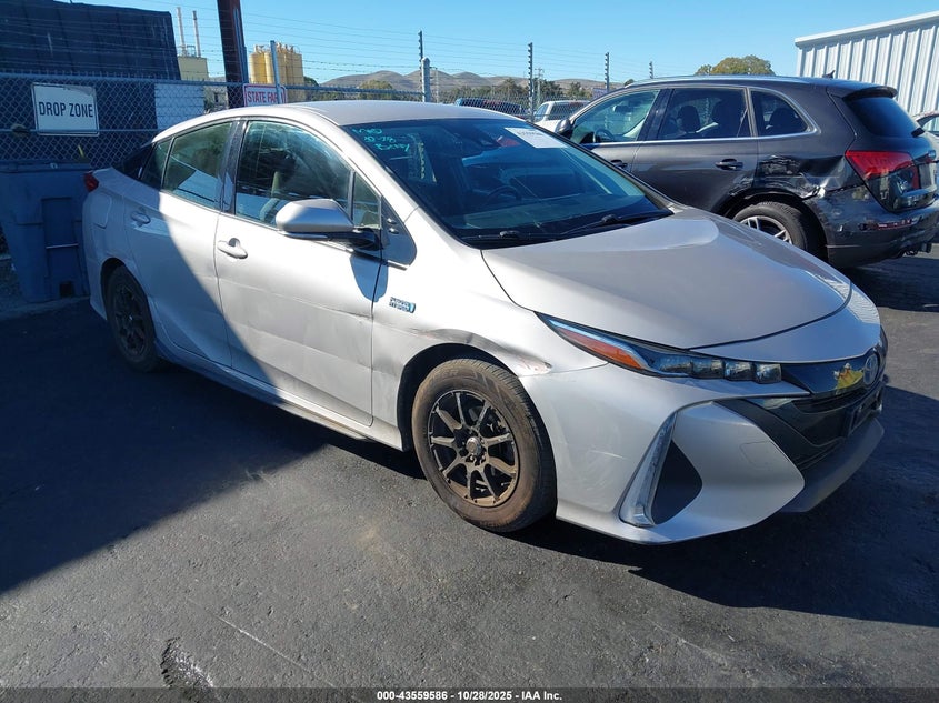 TOYOTA PRIUS PRIME PLUS
