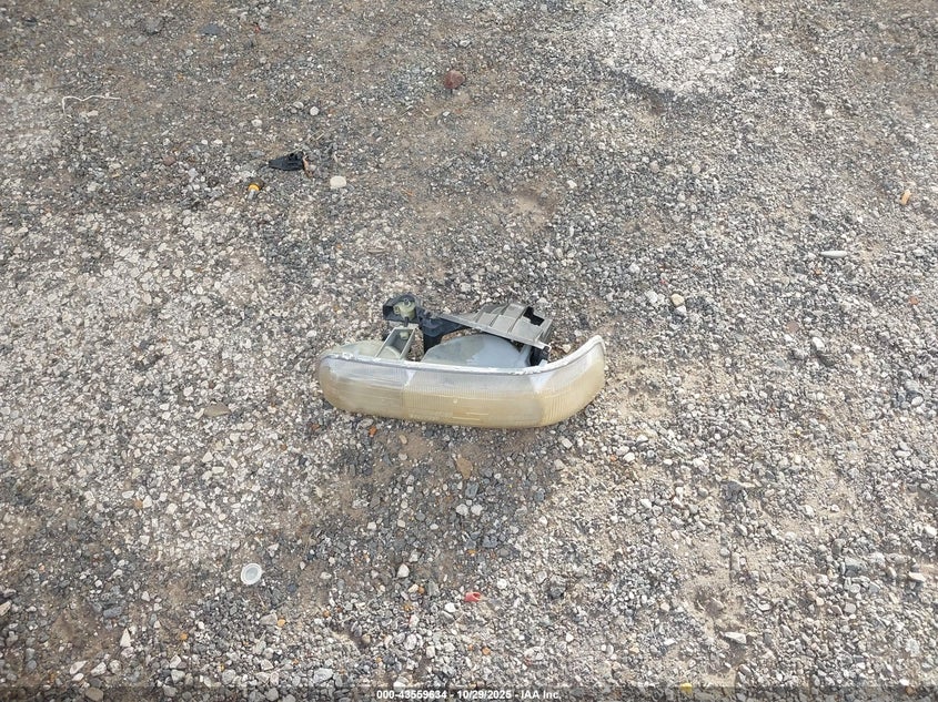 2005 Chevrolet Tahoe Lt VIN: 1GNEC13T95R239534 Lot: 43559634