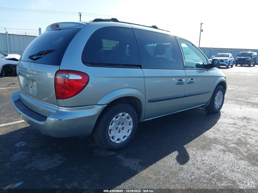 1C4GJ45343B303877 2003 CHRYSLER VOYAGER photo no. 4