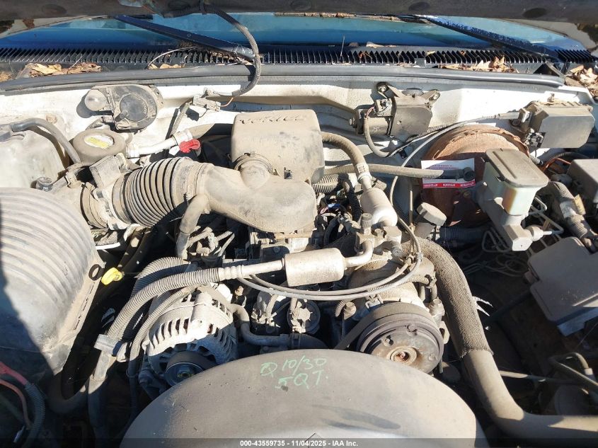 1996 Chevrolet Gmt-400 C2500 VIN: 1GCFC29R6TE125946 Lot: 43559735