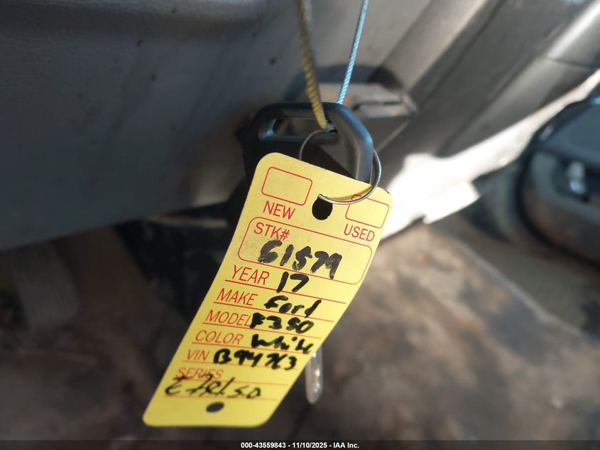 2017 Ford F-350 Chassis Xl VIN: 1FDRF3G65HEB94763 Lot: 43559843