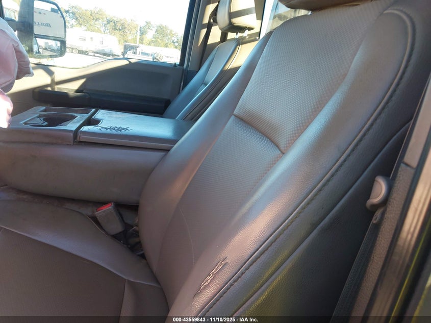 2017 Ford F-350 Chassis Xl VIN: 1FDRF3G65HEB94763 Lot: 43559843