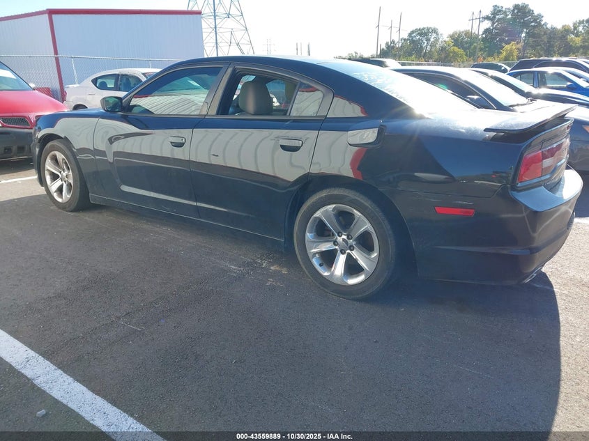 Vin: 2c3cdxbg7ch255723, lot: 44054931, dodge charger se 20123