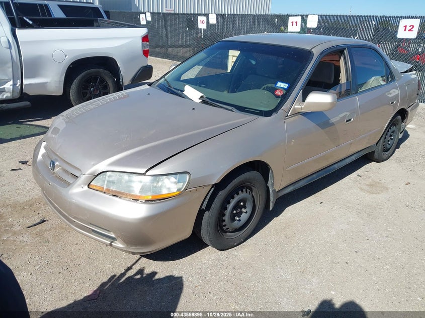 3HGCG564X2G706800 2002 HONDA ACCORD photo no. 2