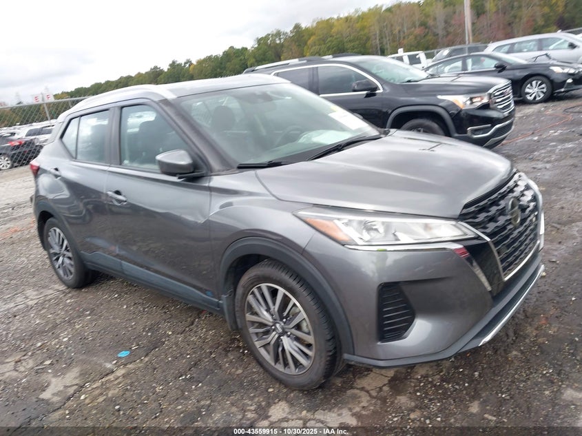 NISSAN KICKS SV XTRONIC CVT