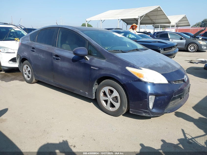 TOYOTA PRIUS FOUR