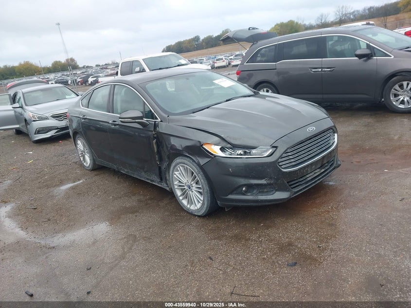 FORD FUSION SE
