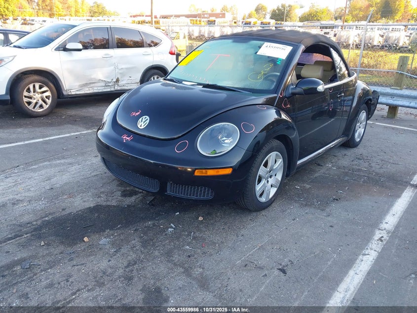 2007 Volkswagen New Beetle 2.5