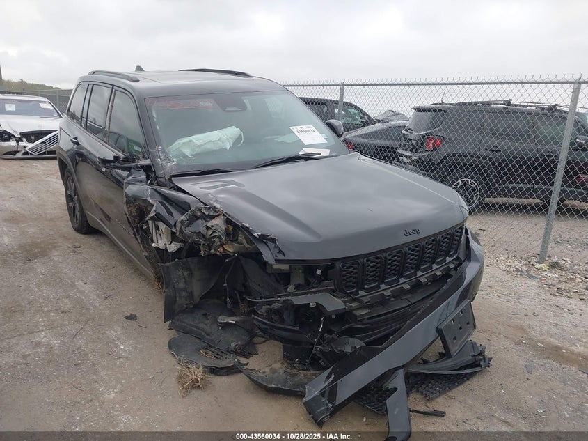 JEEP GRAND CHEROKEE ALTITUDE X 4X2