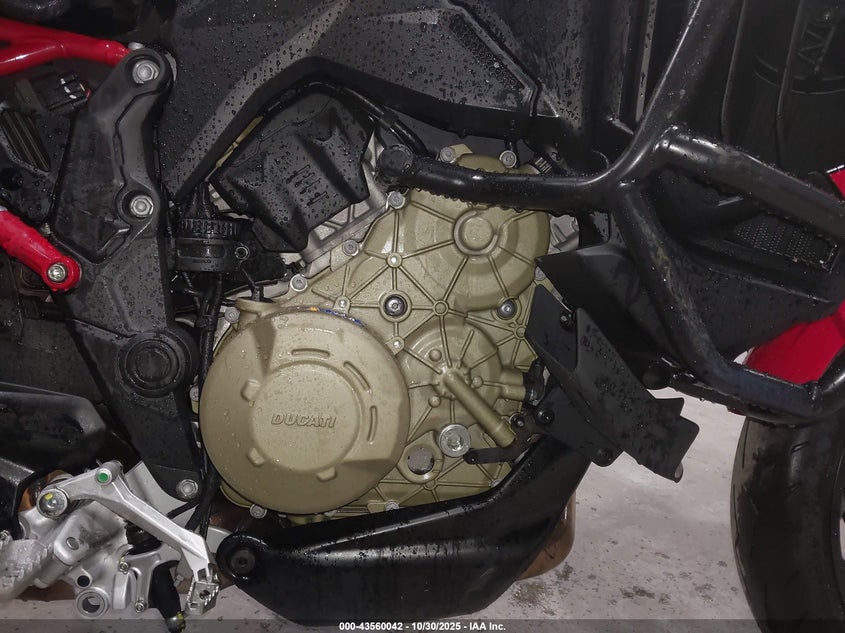 2023 Ducati Multistrada V4/V4S/V4 S Sport/V4 Pikes Peak VIN: ZDMAALVW4PB015412 Lot: 43560042