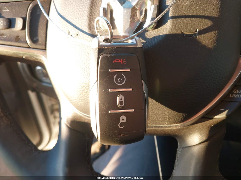 2025 Ram 2500 Big Horn 4X4 6'4 Box VIN: 3C63R5DL8SG501874 Lot: 43560046