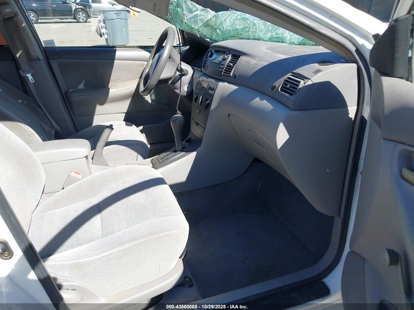 JTDBR32E342037451 2004 TOYOTA COROLLA photo no. 5