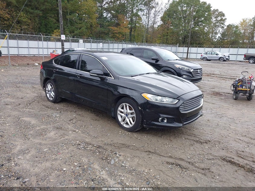 FORD FUSION SE
