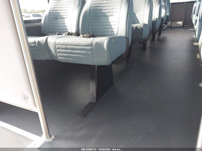 2025 Ford F-550 Chassis VIN: 1FDFF5GN2SDA18028 Lot: 43560179