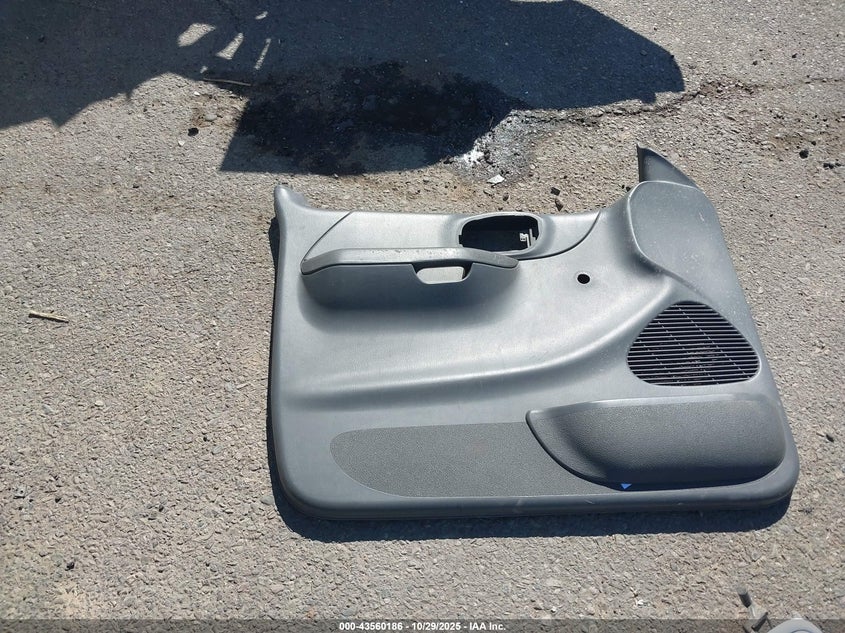 2002 Ford F-150 Xl/Xlt VIN: 1FTRF17212NA98934 Lot: 43560186