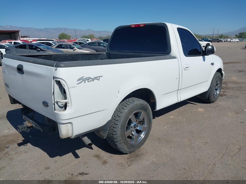 1FTRF17212NA98934 2002 FORD F-150 photo no. 4