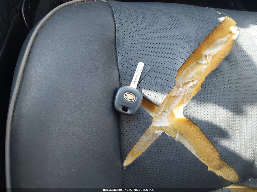 2002 Lexus Is 300 VIN: JTHBD192720059359 Lot: 43560204