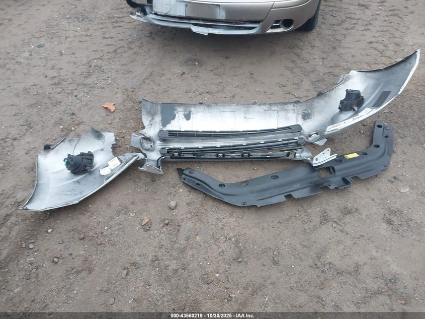 2007 Toyota Rav4 Limited VIN: JTMBD31V975103410 Lot: 43560219