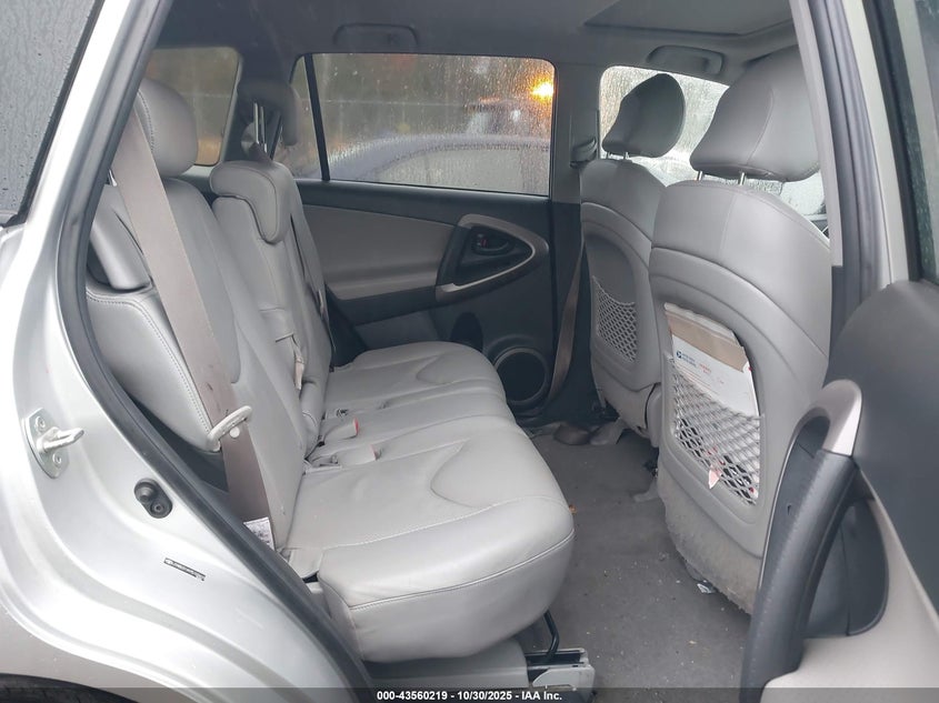 2007 Toyota Rav4 Limited VIN: JTMBD31V975103410 Lot: 43560219