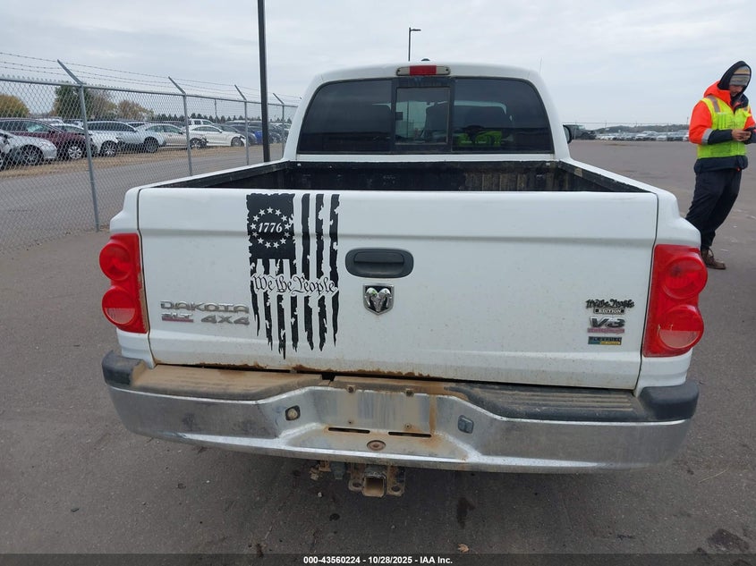 2007 Dodge Dakota Slt VIN: 1D7HW48P17S263564 Lot: 43560224