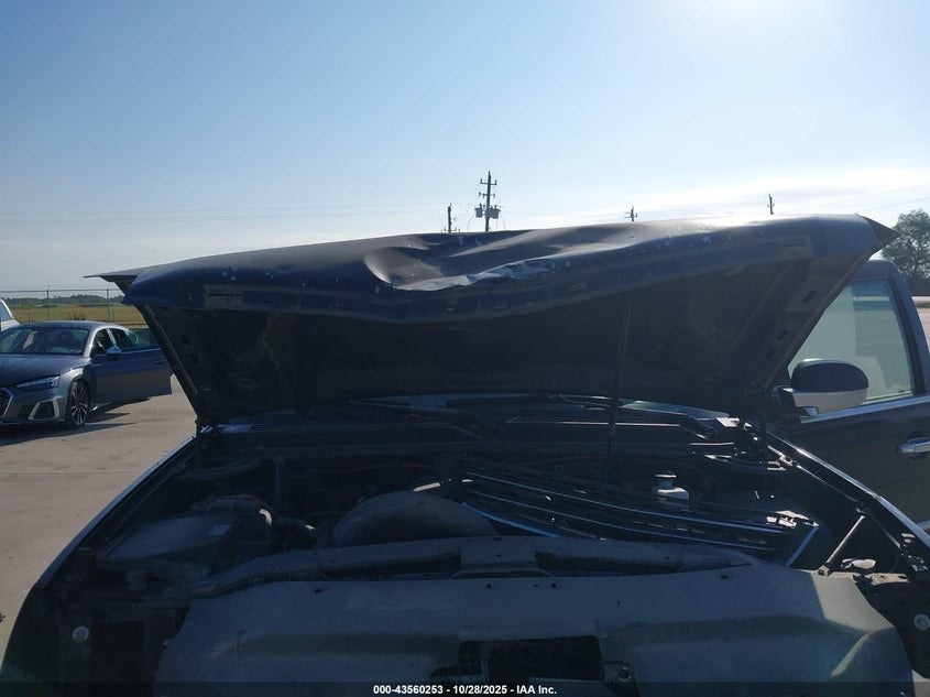 2008 Cadillac Escalade Esv Standard VIN: 1GYFK66808R272425 Lot: 43560253