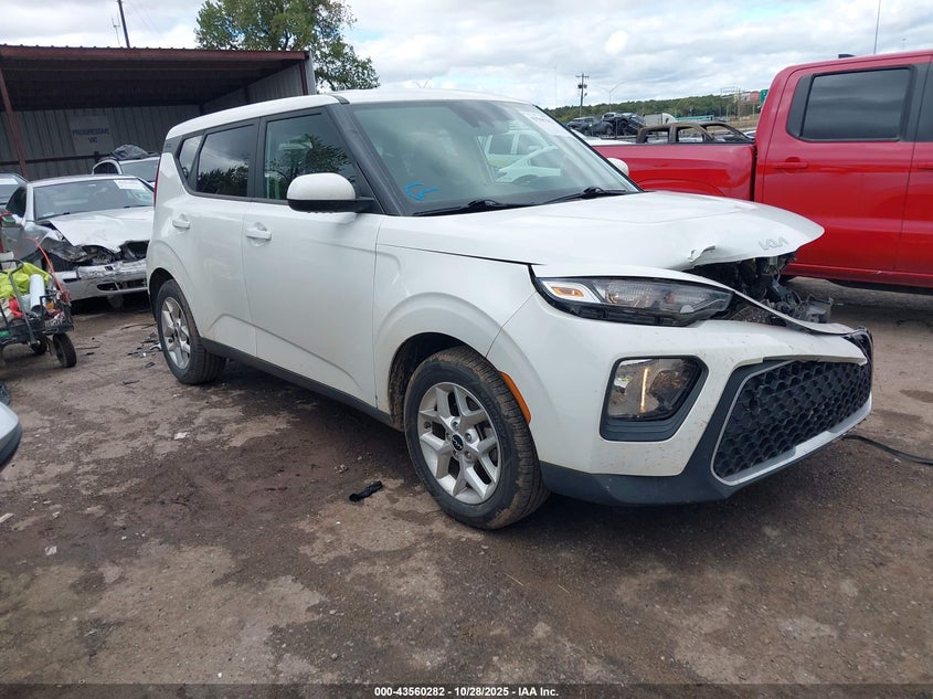 KIA SOUL LX