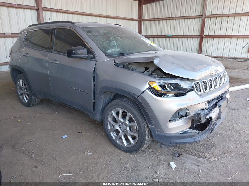 JEEP COMPASS LATITUDE LUX FWD