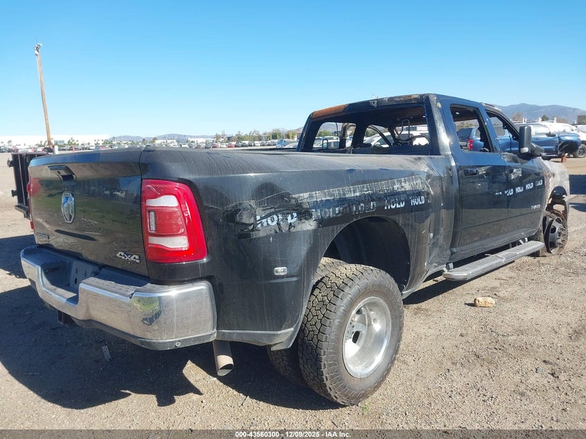 3C63RRHJ1NG160399 2022 RAM 3500 photo no. 4