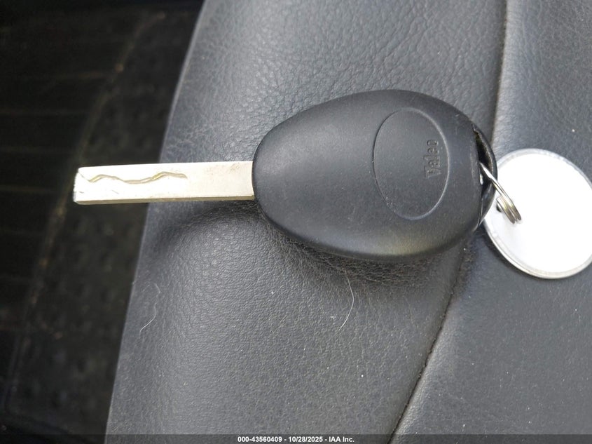 2002 Mini Cooper VIN: WMWRC33472TC37004 Lot: 43560409