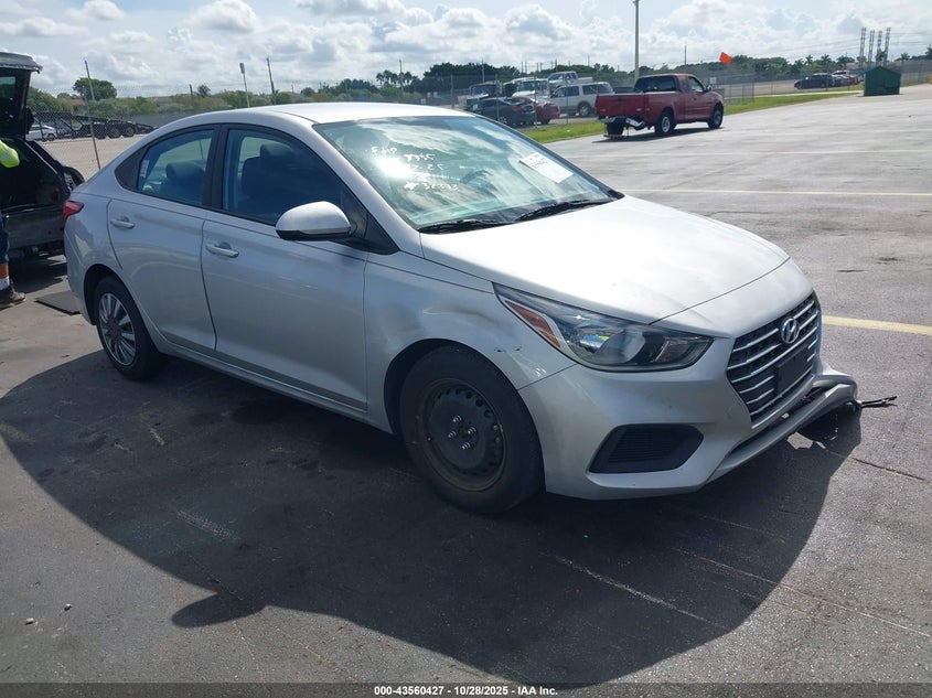 HYUNDAI ACCENT SE