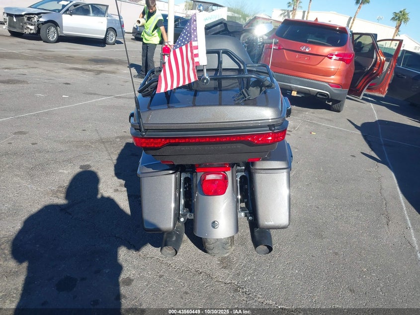 2023 Harley-Davidson Flhtk VIN: 1HD1KEF10PB619562 Lot: 43560449