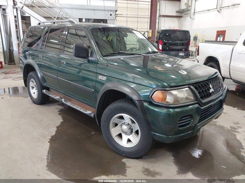 2002 Mitsubishi Montero Sport Es/Ls