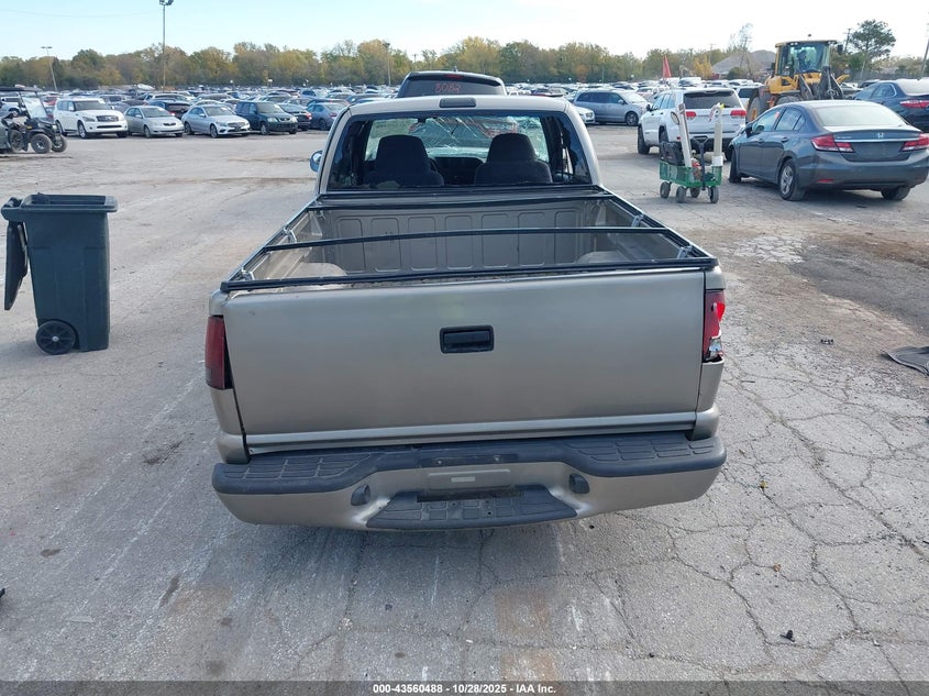 2000 GMC Sonoma Sls VIN: 1GTCS195XY8294273 Lot: 43560488