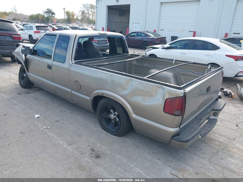 1GTCS195XY8294273 2000 GMC SONOMA photo no. 3