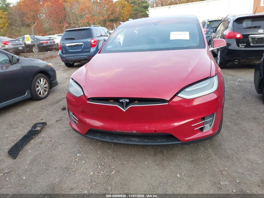 2016 Tesla Model X 60D/70D/75D/90D/P100D VIN: 5YJXCBE28GF020410 Lot: 43560526
