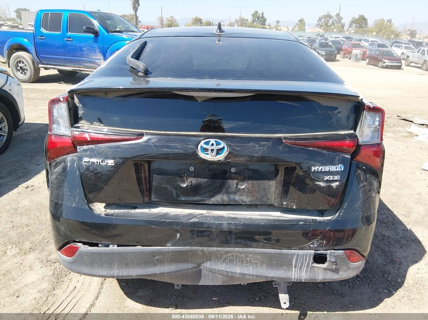 TOYOTA PRIUS - zdjęcie 16