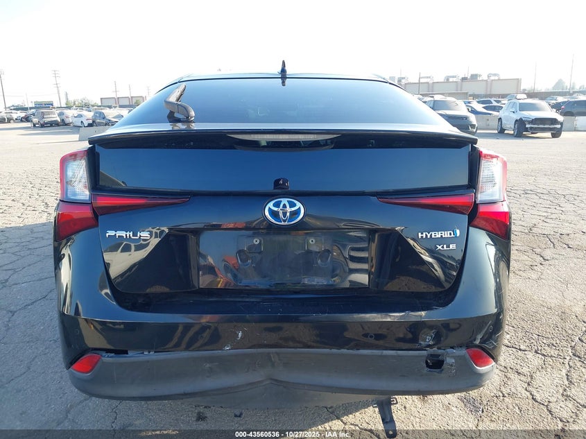TOYOTA PRIUS - zdjęcie 19