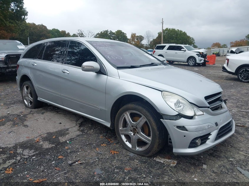 MERCEDES-BENZ R-CLASS 4MATIC