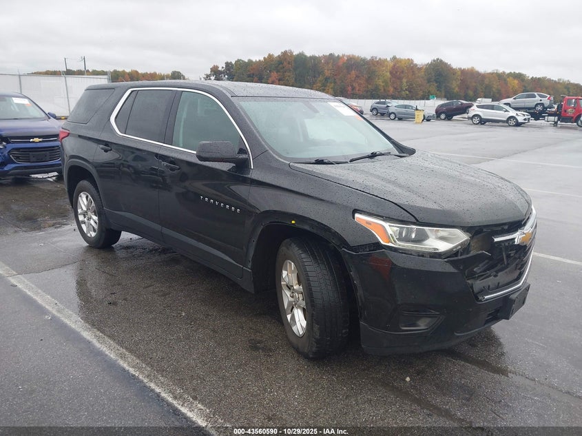 CHEVROLET TRAVERSE LS