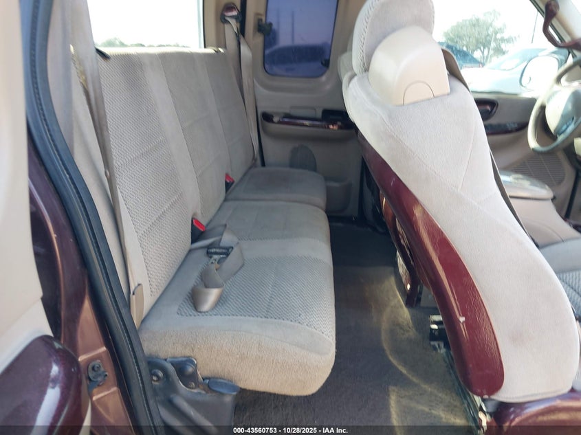 1FTRX17292NA36422 2002 FORD F-150 photo no. 8