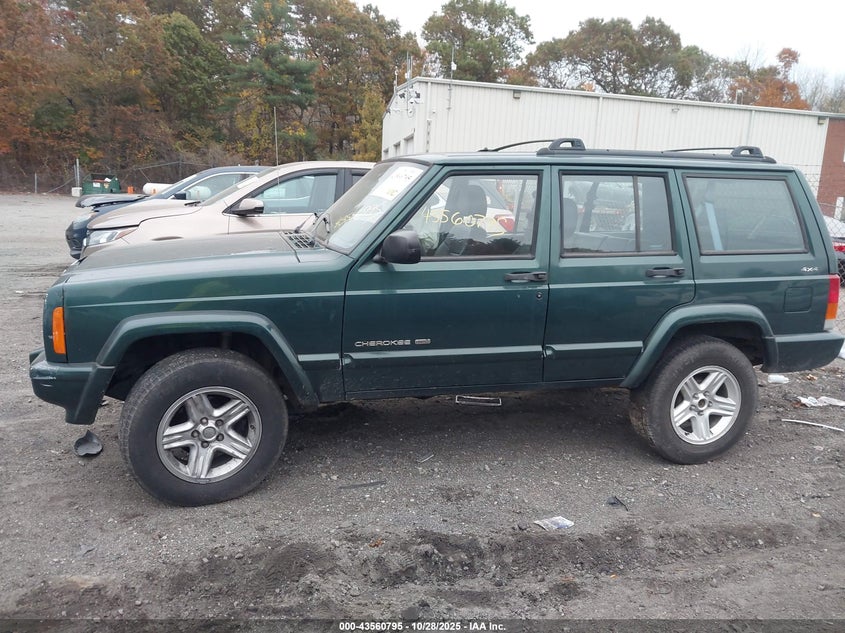 2001 Jeep Cherokee Limited/Sport VIN: 1J4FF58S01L558257 Lot: 43560795