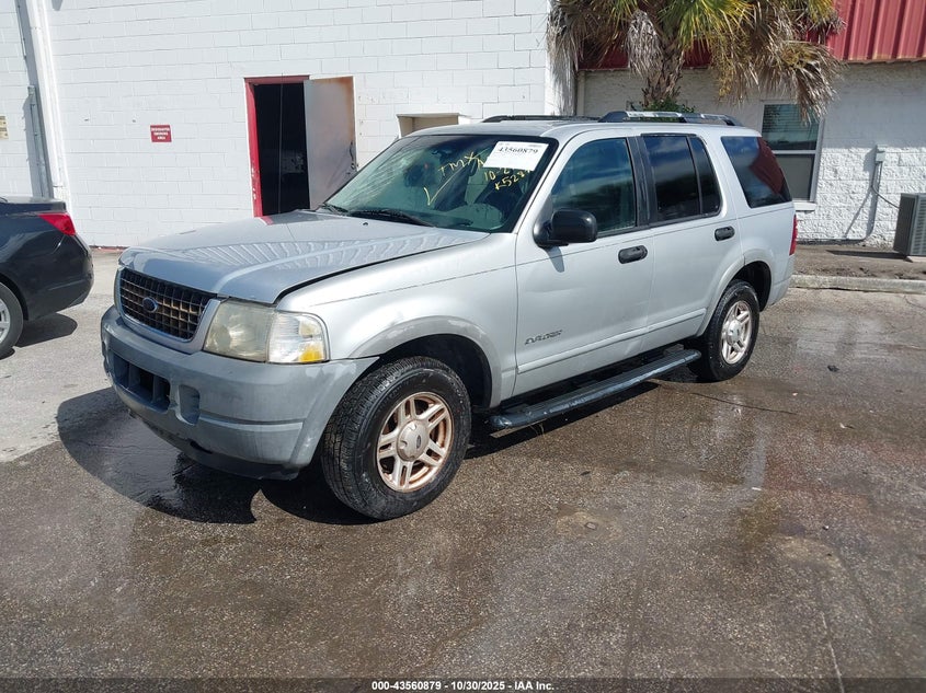 1FMZU72E22UA07200 2002 FORD EXPLORER photo no. 2