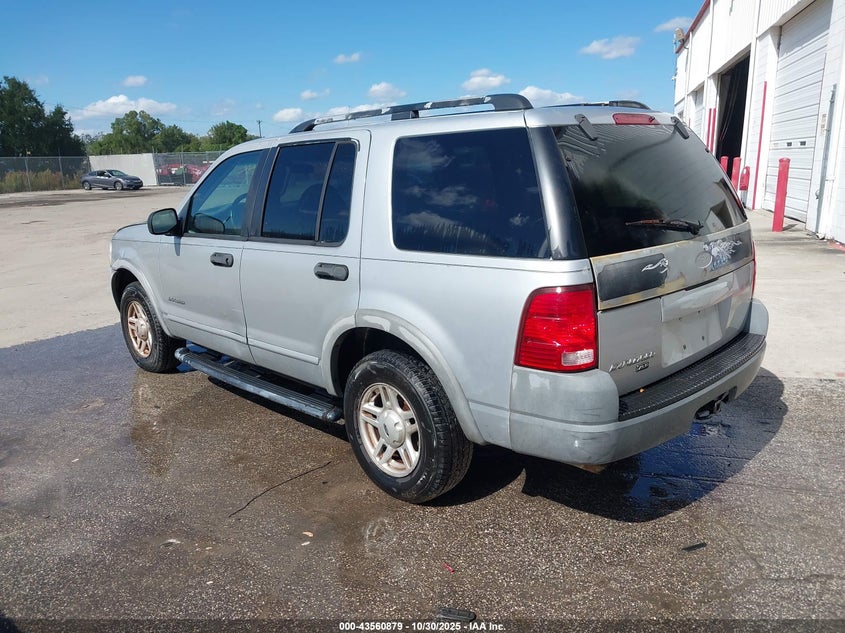 1FMZU72E22UA07200 2002 FORD EXPLORER photo no. 3