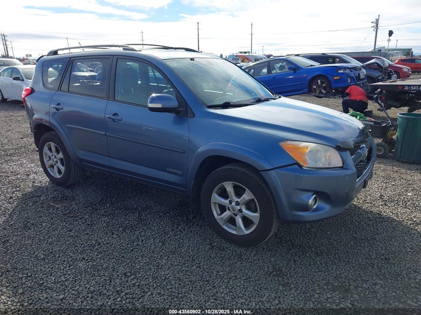 TOYOTA RAV4 LIMITED V6