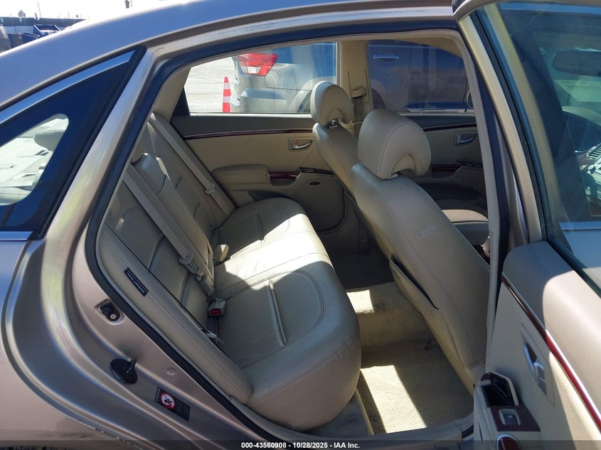 2006 Hyundai Azera Limited/Se VIN: KMHFC46F66A124356 Lot: 43560908