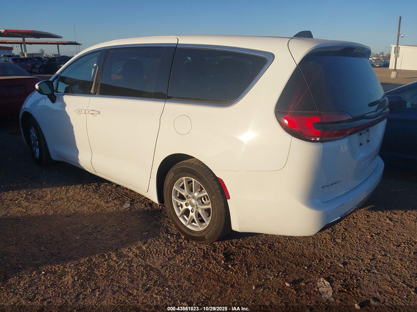 2C4RC1FG4PR559558 2023 CHRYSLER PACIFICA photo no. 3
