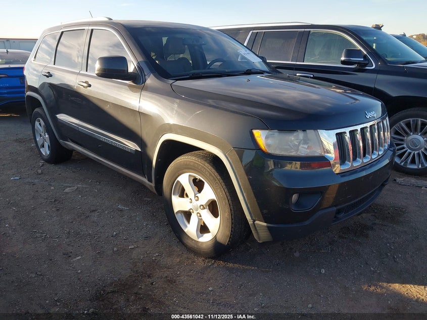 JEEP GRAND CHEROKEE LAREDO