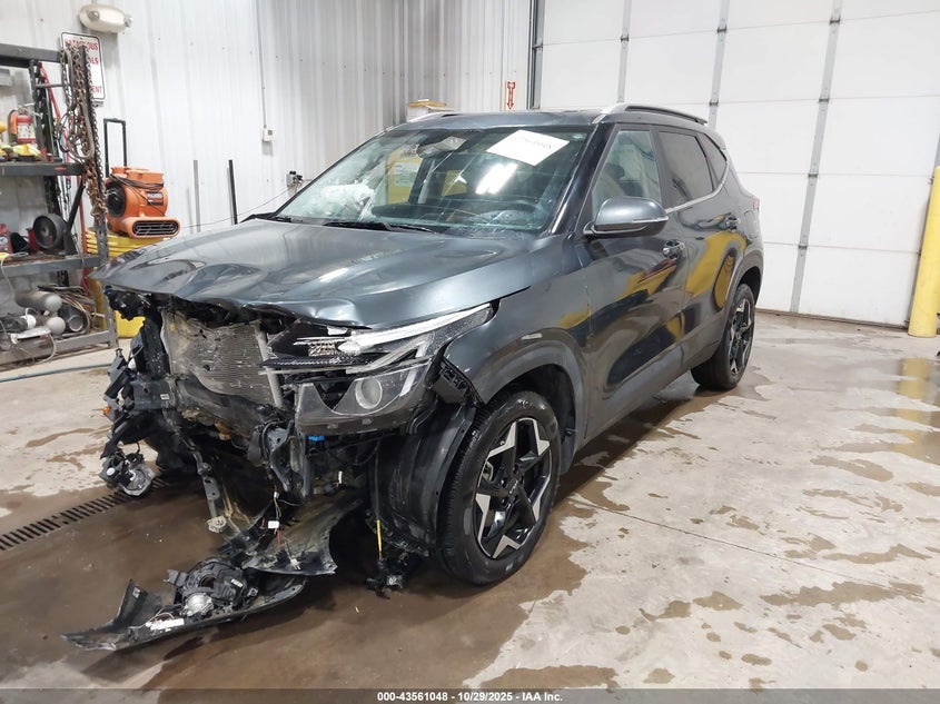 2025 KIA SELTOS auction photo 2