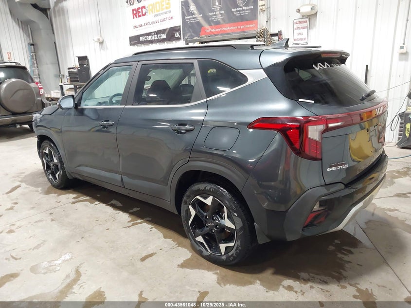 2025 KIA SELTOS auction photo 3